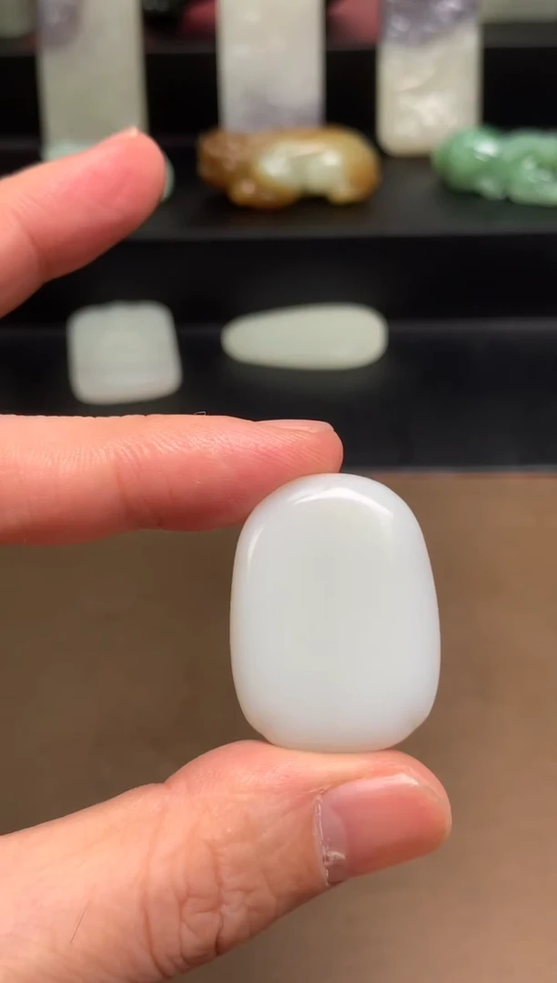 颈饰未镶嵌和田玉7 通