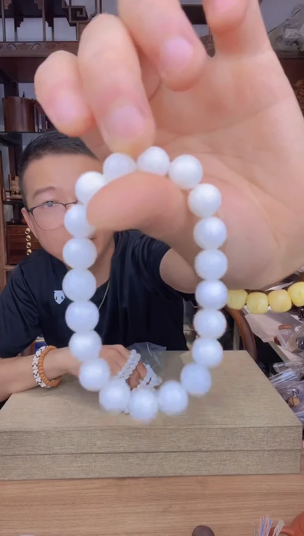 乌木类书架512塑料玉化1.0圆珠单圈手串