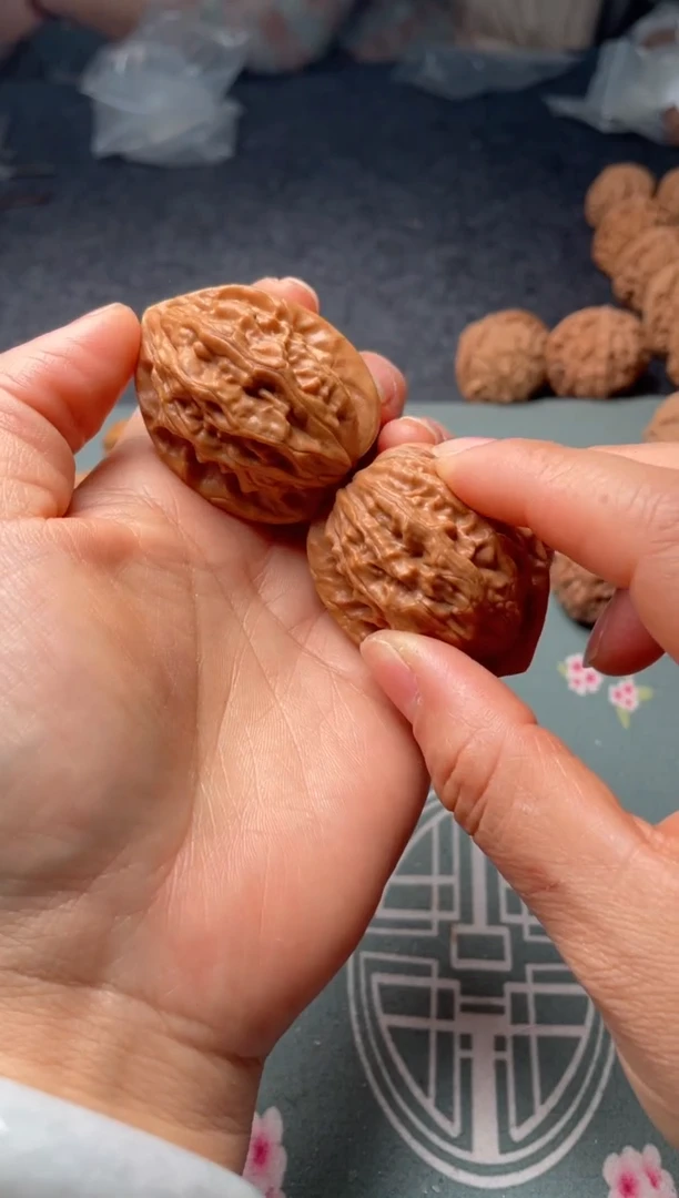 把件文玩核桃w258   大红袍   37尺