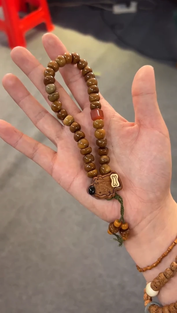 吊坠菩提根/象牙果M****?  库克糖豆【旋转修狗