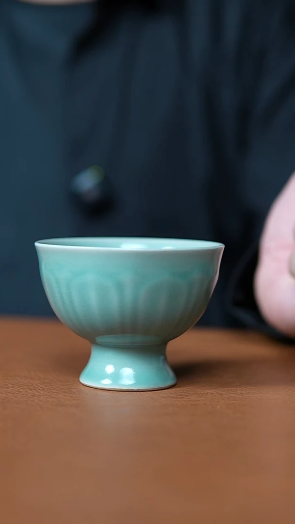瓷片仿古翡翠绿精工高足莲瓣杯一级简包