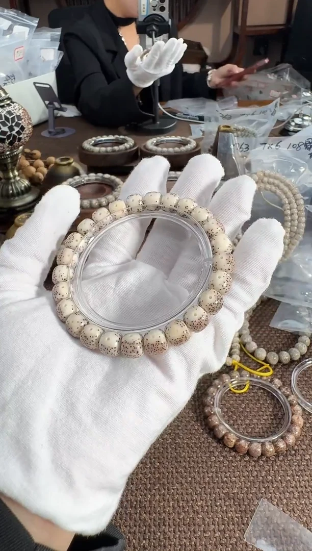 手串星月菩提骨瓷白（9*8）2026