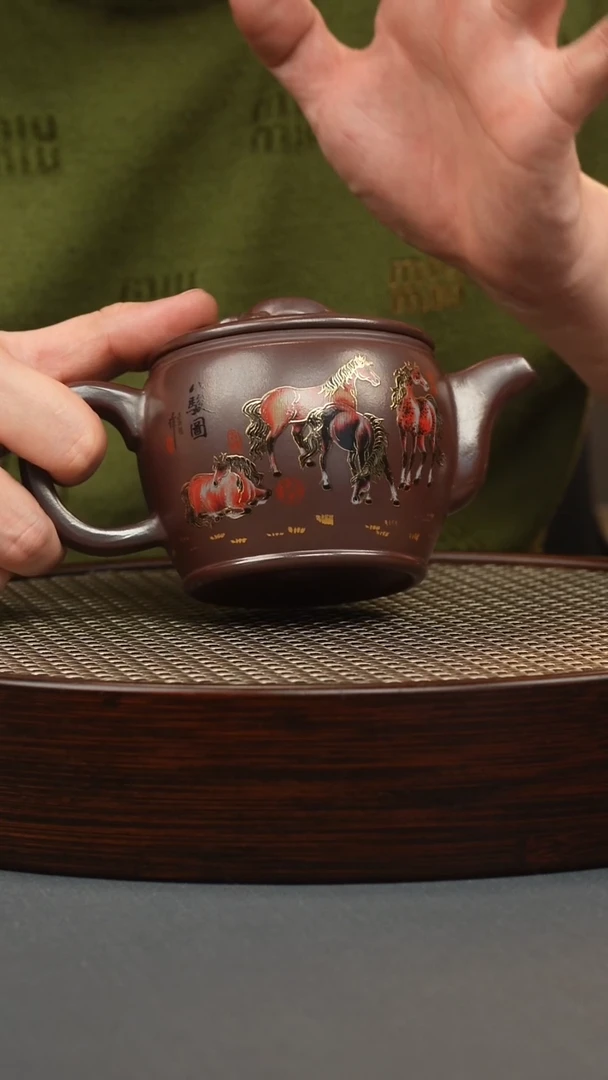【闪购商品】紫砂茶壶石红 汉瓦 八骏珐琅彩