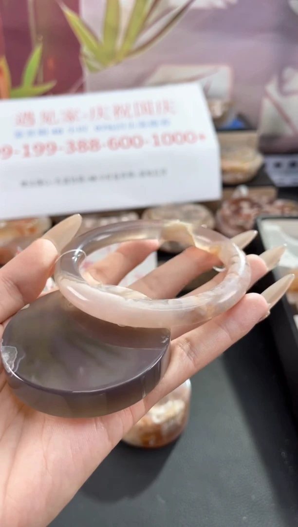 未镶嵌手镯石英质玉61