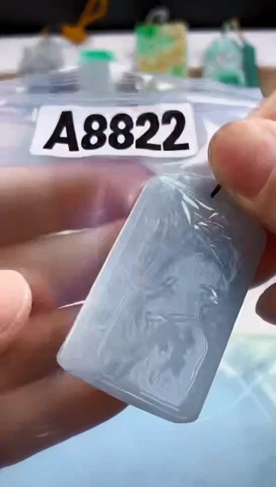 翡翠未镶嵌颈饰天然翡翠吊坠挂件