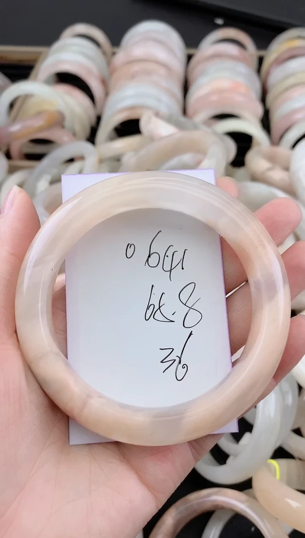 未镶嵌手镯石英质玉064