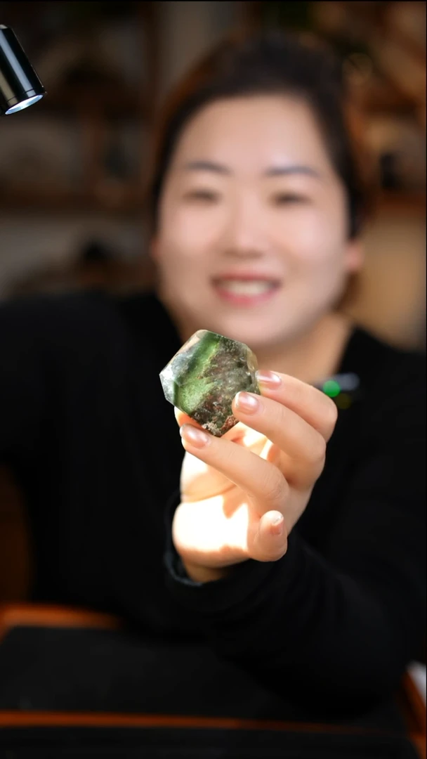 未镶嵌珠宝半成品水晶幽灵随形D538