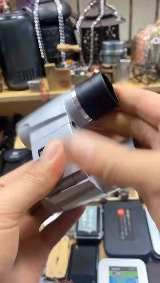 瓷片闪购商品  如图所示