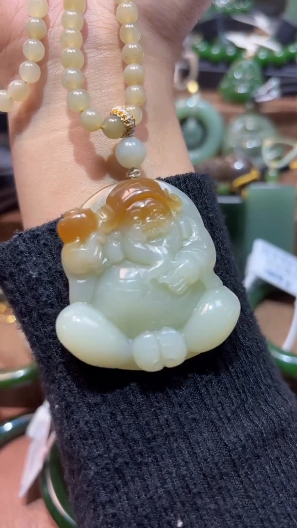 颈饰未镶嵌和田玉1