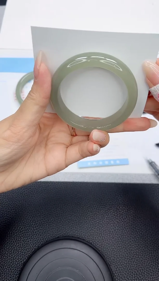 石英质玉手镯未镶嵌130-52.1