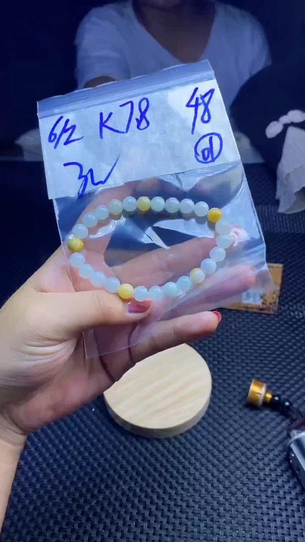 定制翡翠未镶嵌天然缅甸A货翡翠，多样性发货只发其一