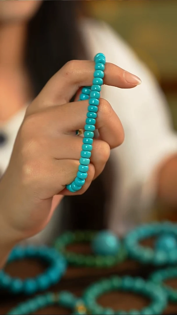 18K金镶嵌绿松石手串手串