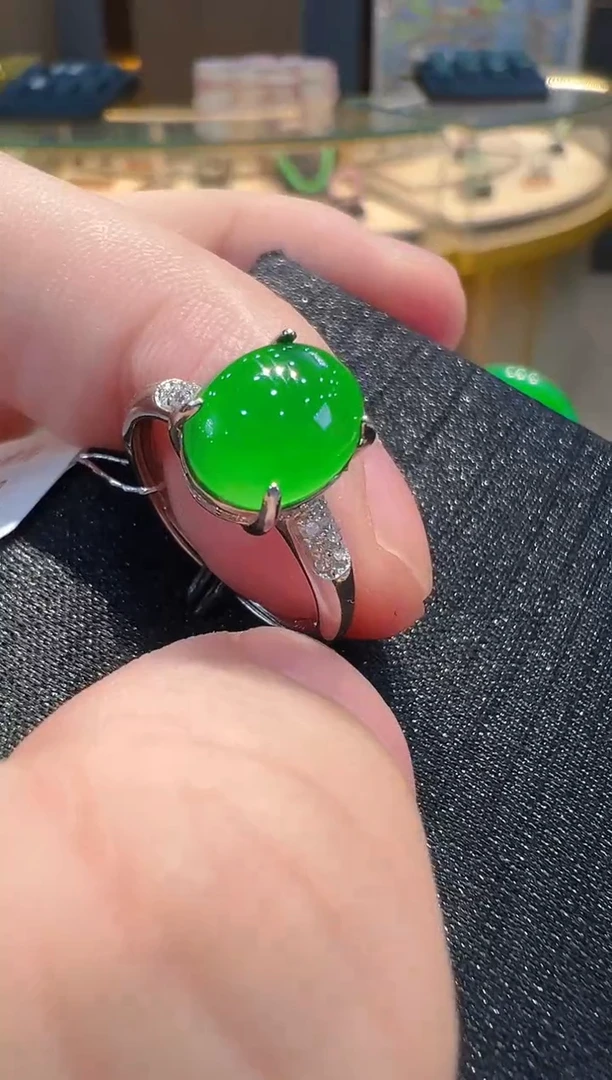 翡翠戒指银S925镶嵌多样性发其一