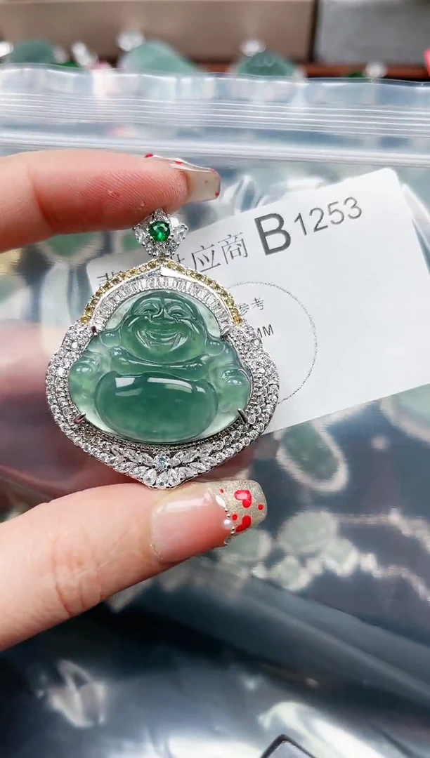 【闪购商品】翡翠颈饰未镶嵌1253赠皮绳