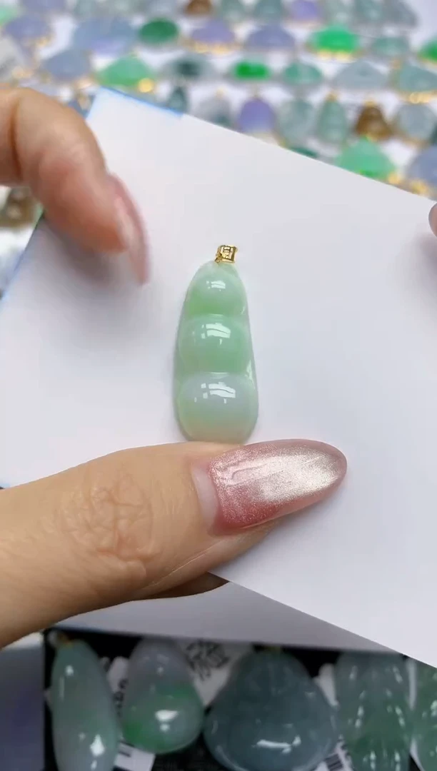 【闪购商品】翡翠挂件18K金镶嵌天然翡翠A货39