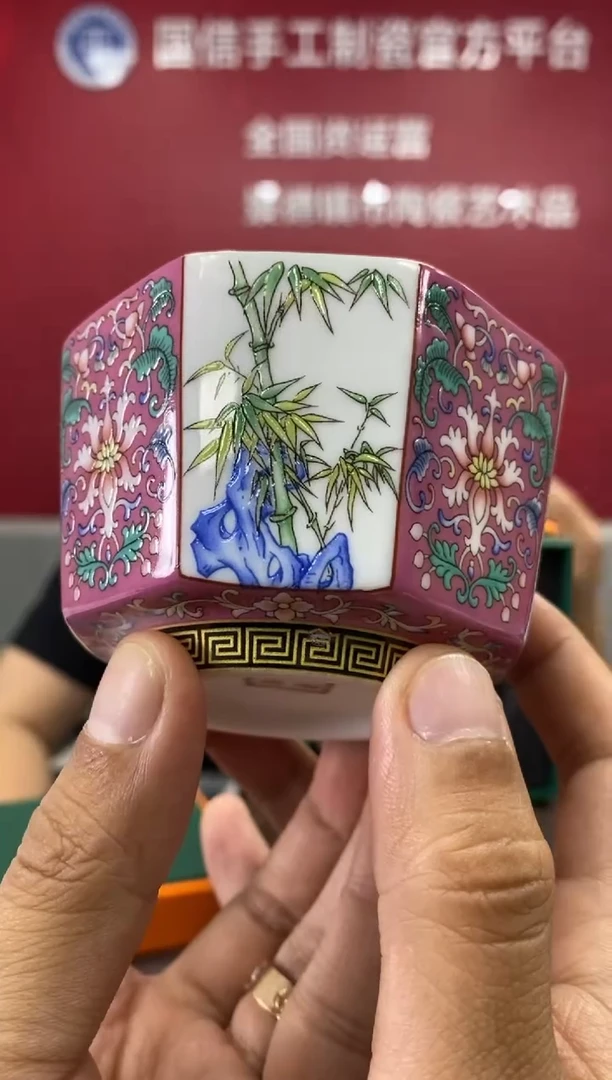 摆件c681景德镇瓷器一件