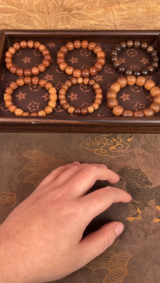 檀香木迈索尔正区老山檀横纹1.5老虎斑