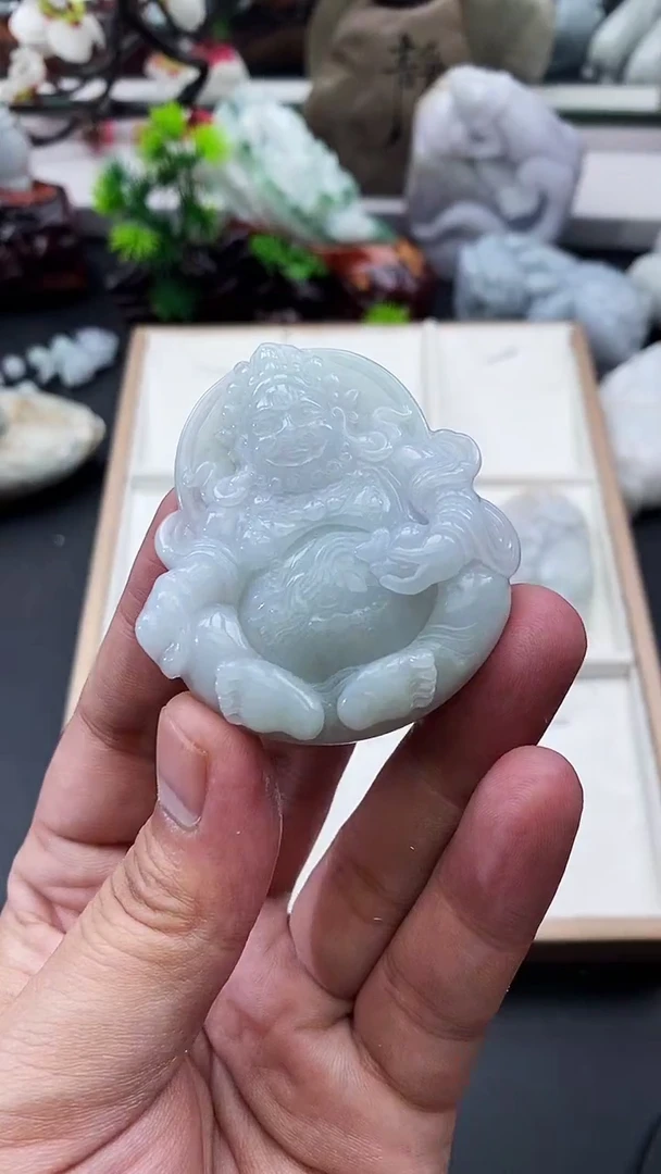 颈饰未镶嵌翡翠缅甸翡翠