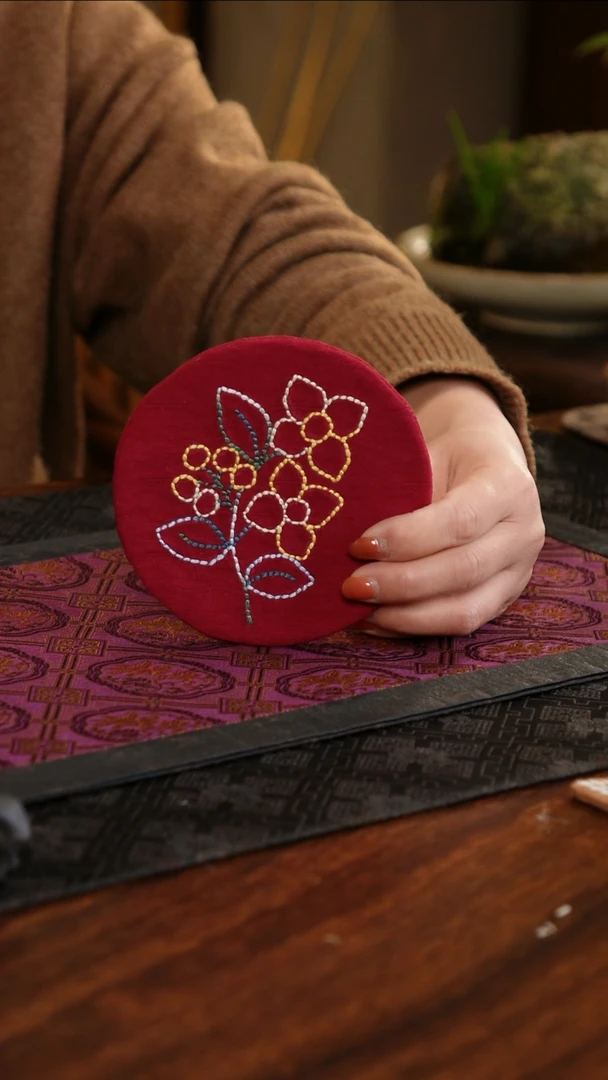 【闪购商品】织绣花卉圆形小号杯E款