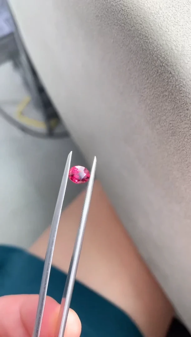 未镶嵌裸石石榴石s****贝裸石