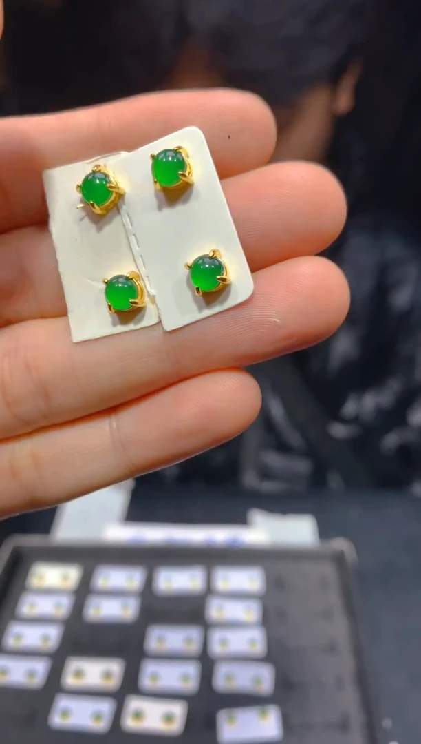 【闪购商品】定制翡翠未镶嵌8多样性发货（发其一）