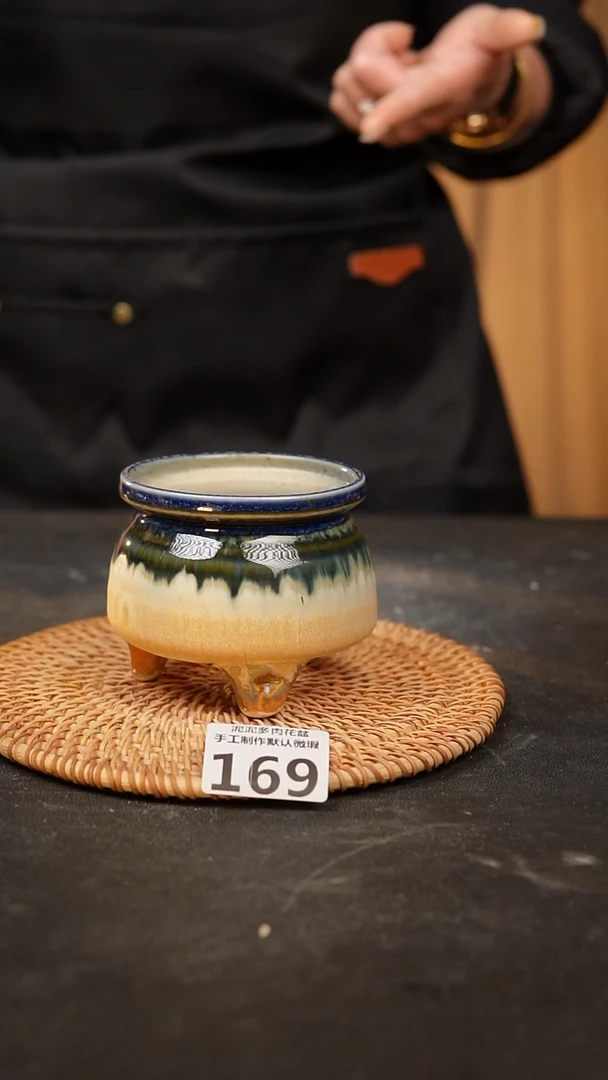 【闪购商品】瓷片 169泥泥手工花盆口7.5高8