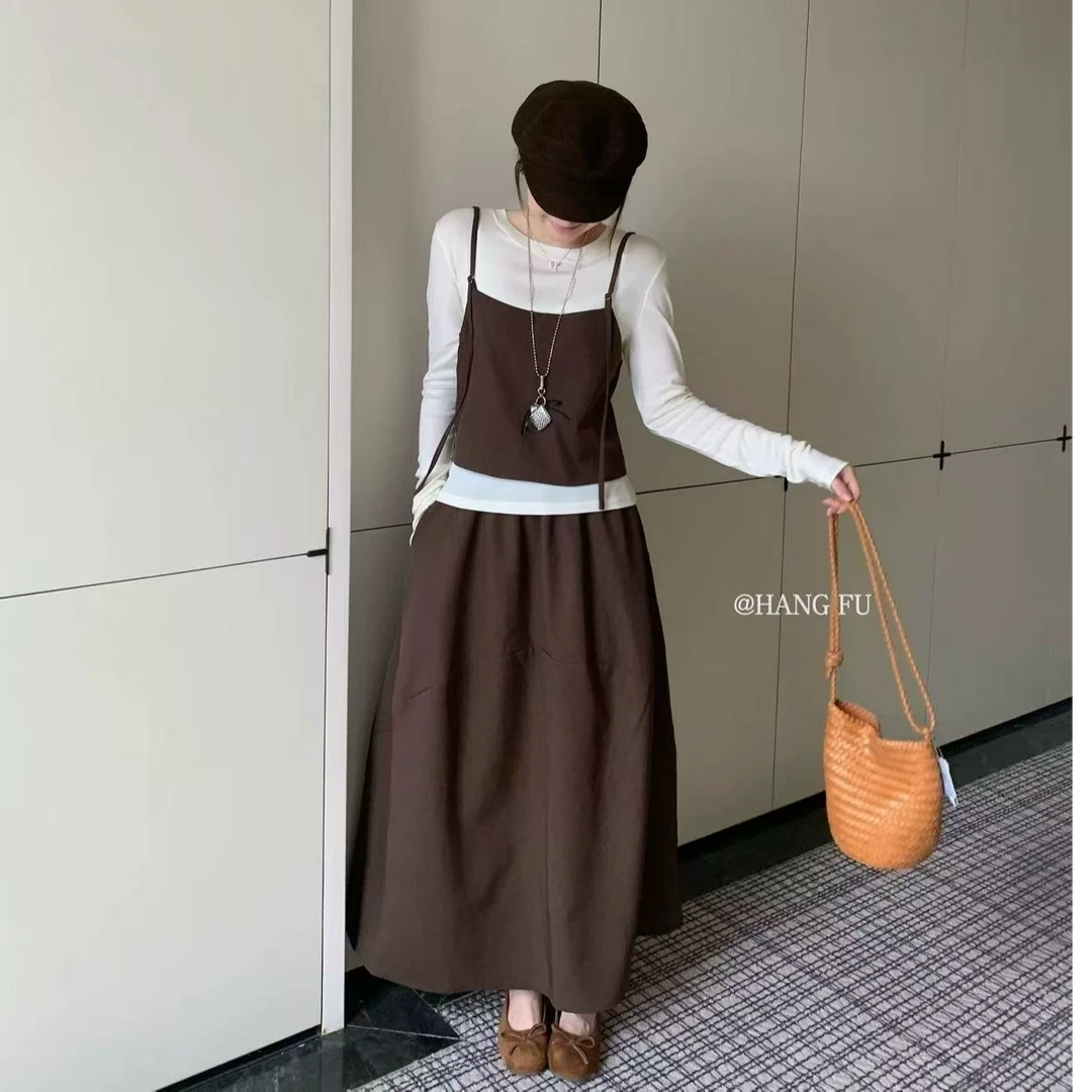 11015韩系档口实拍 圆领打底衫西装吊带半身裙三件套