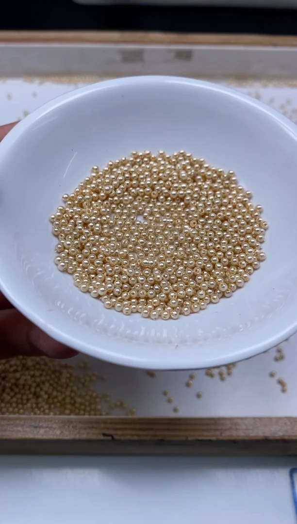 未镶嵌拼合珍珠（马贝珠）散珠B747 金贝珠2mm100个9.9元