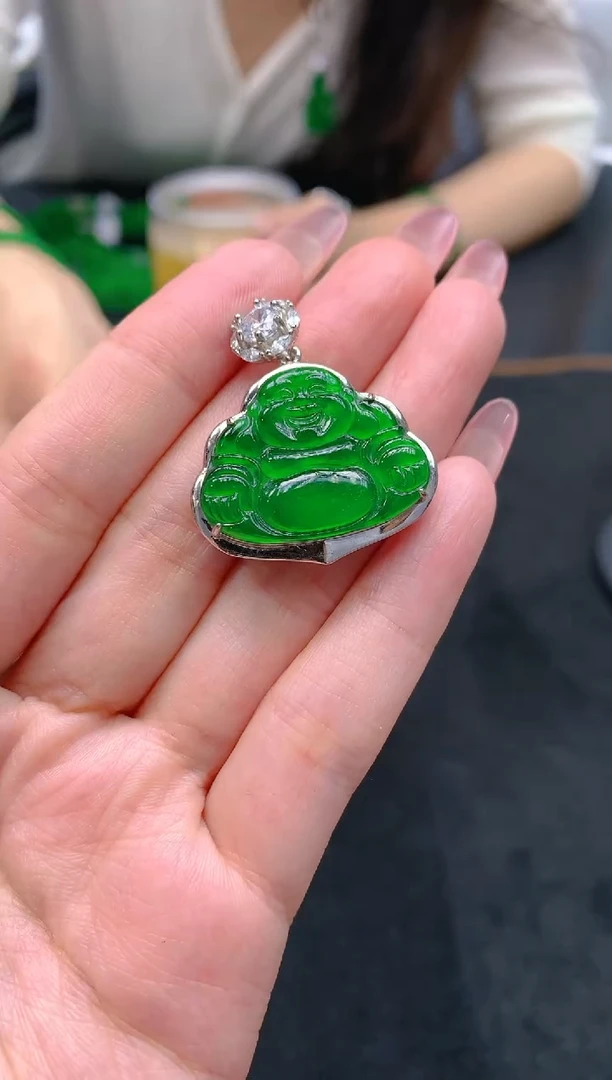 翡翠未镶嵌颈饰天然A货翡翠