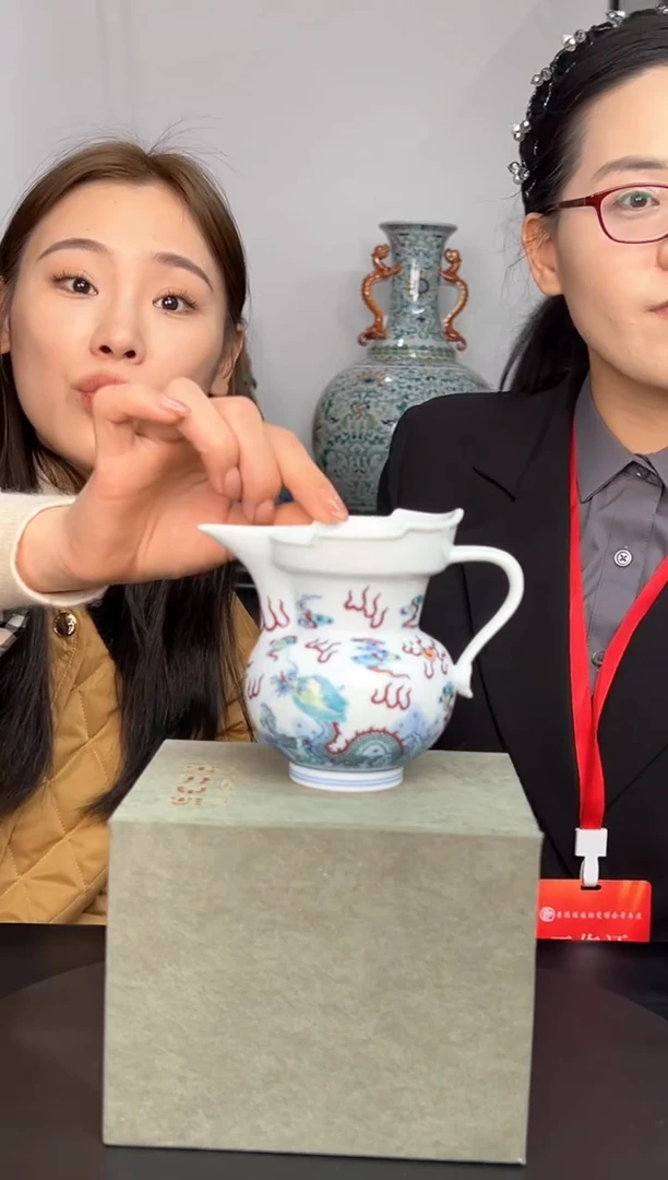 陶官窑斗彩女将军涂杏花专场57