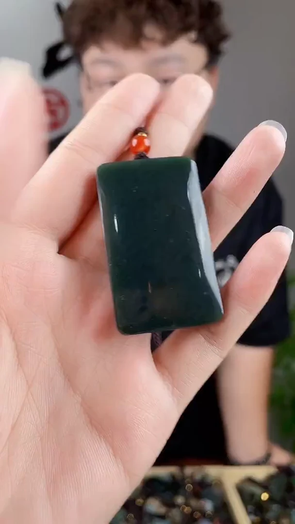 和田玉未镶嵌挂件拍一发一，多样性发货