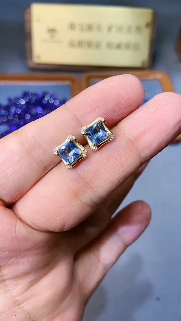 【闪购商品】海蓝宝石耳饰银S925镶嵌354