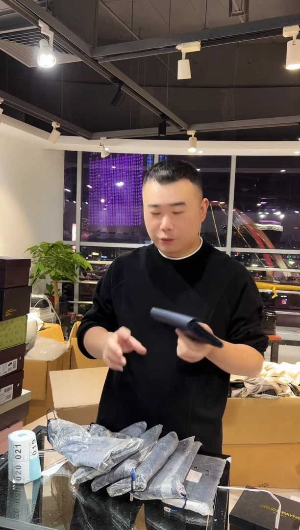 头层牛皮019品牌男包清货中（不要卡单，理性消费）