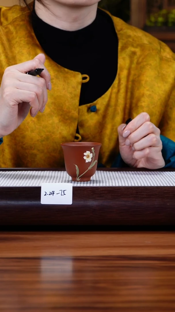 【闪购商品】紫砂茶壶2.24-75朱泥 泥绘主人杯