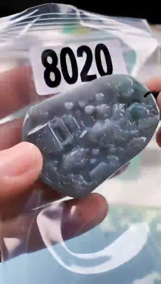 【闪购商品】翡翠挂件未镶嵌天然翡翠吊坠挂件