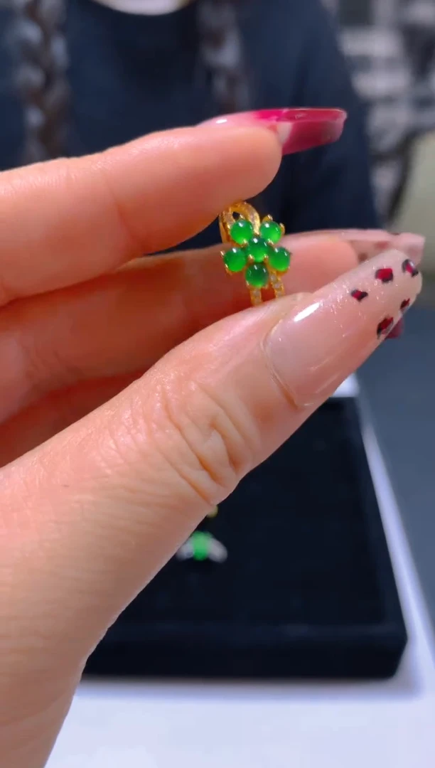 未镶嵌戒指翡翠多样性发一