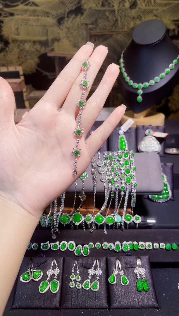 银S925镶嵌手链翡翠?*~太阳花手链