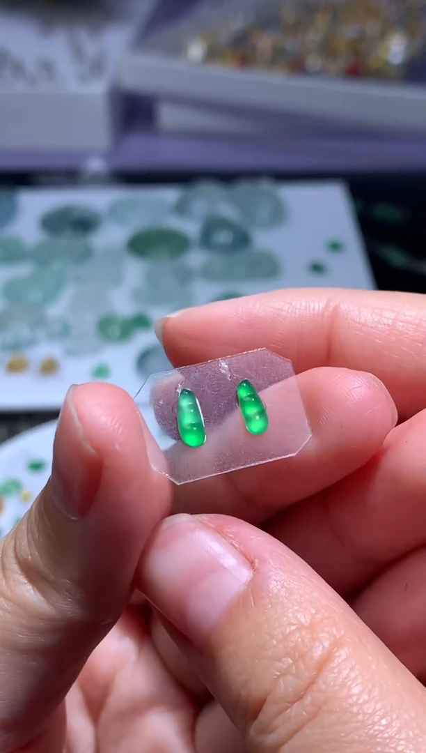 未镶嵌定制翡翠毛货