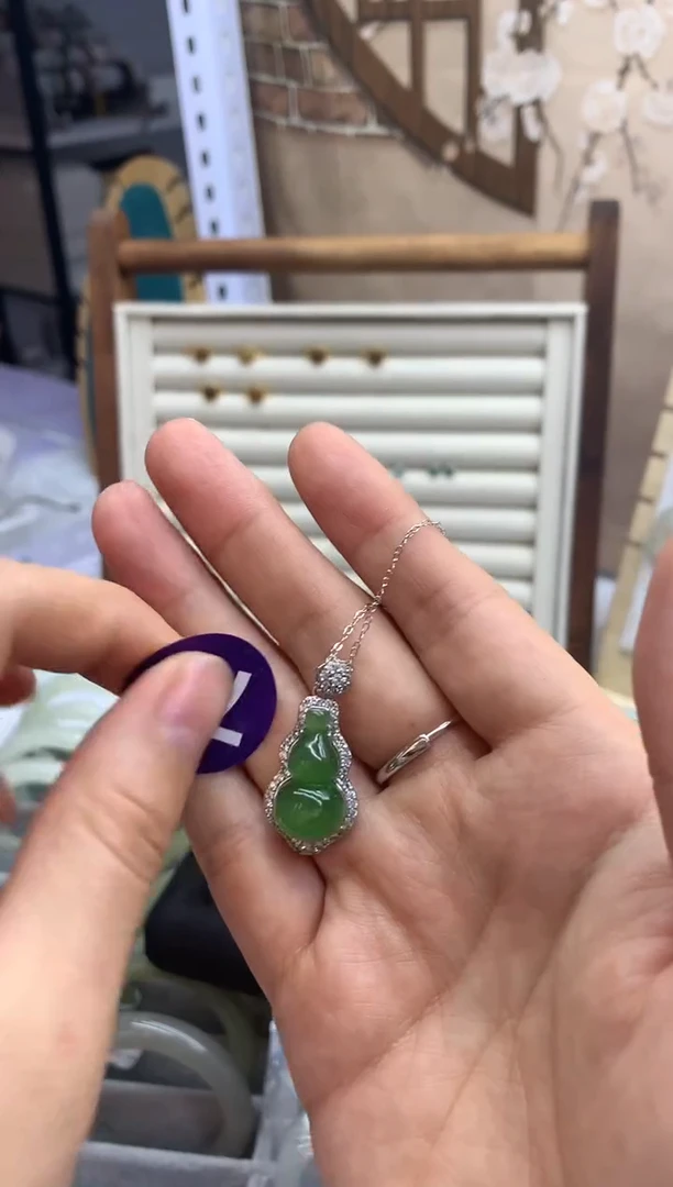 【闪购商品】和田玉颈饰未镶嵌葫芦3