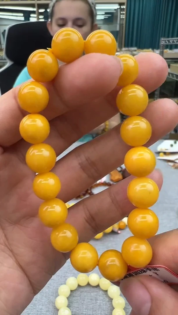 未镶嵌琥珀手链60秒拍号假一罚十