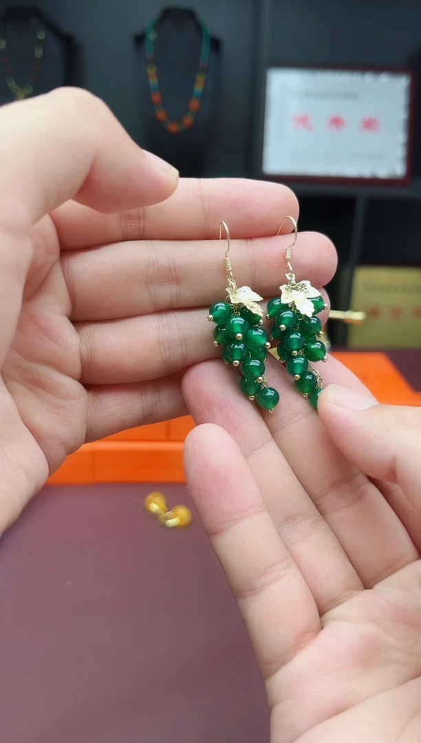 玛瑙/玉髓耳饰银S925镶嵌绿葡萄