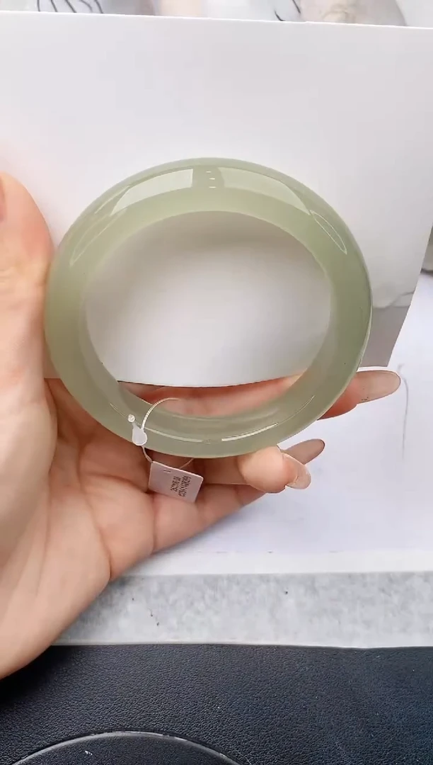 未镶嵌手镯石英质玉w38-DB60+