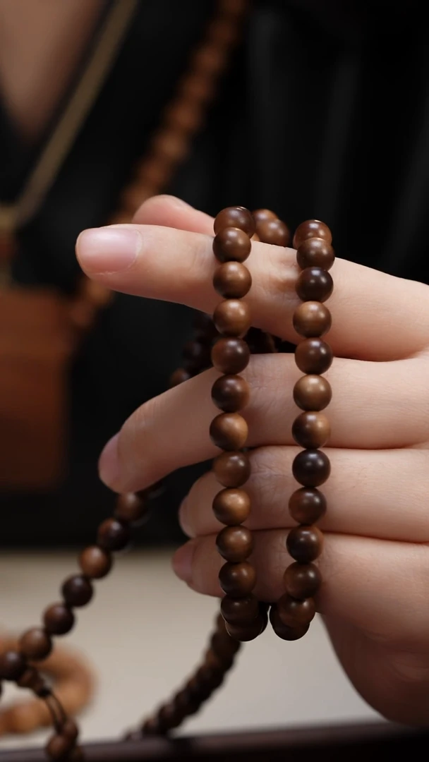 檀香木其他纯****i老山檀香0.8圆珠单圈供奉料沉水  双圈42