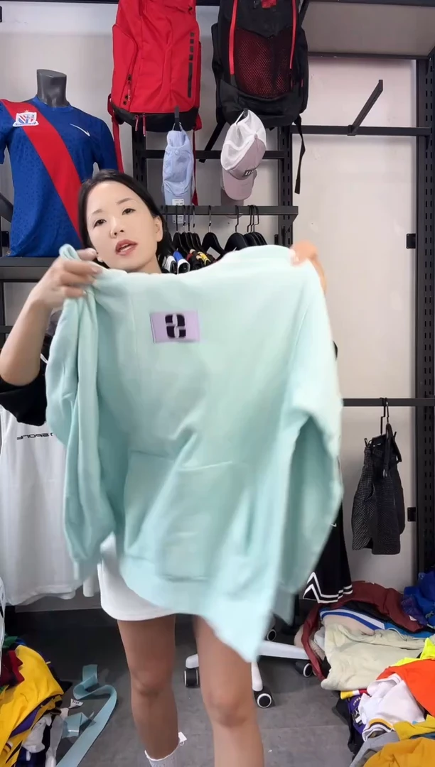 105编码 瑕疵款直播间过款为准 尺码S