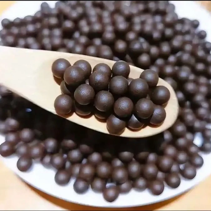 多种山货组合手工搓丸子