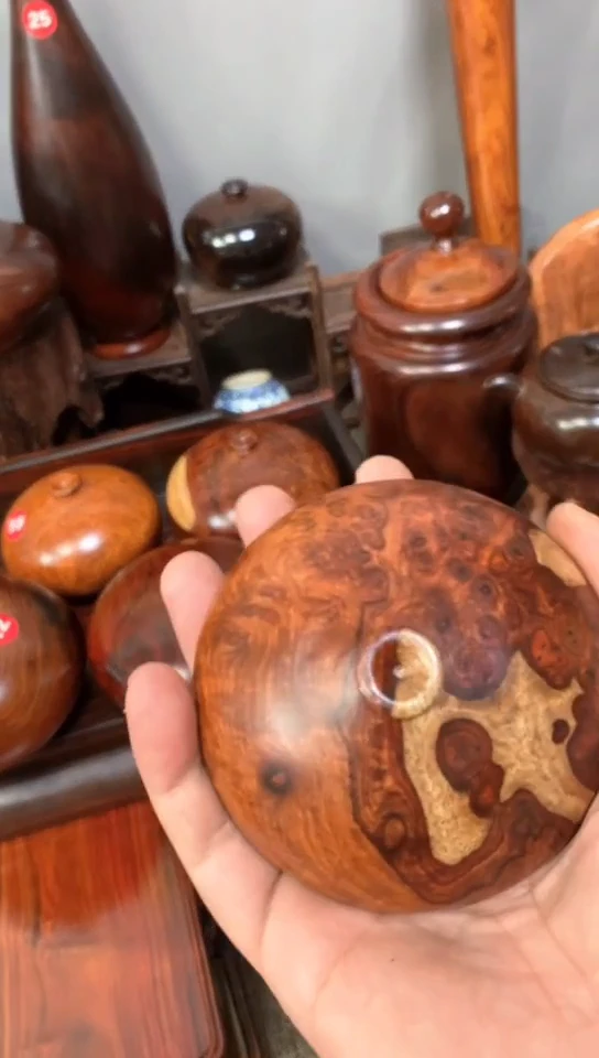 木乐***洲缅甸花梨木留疤小富贵瓶