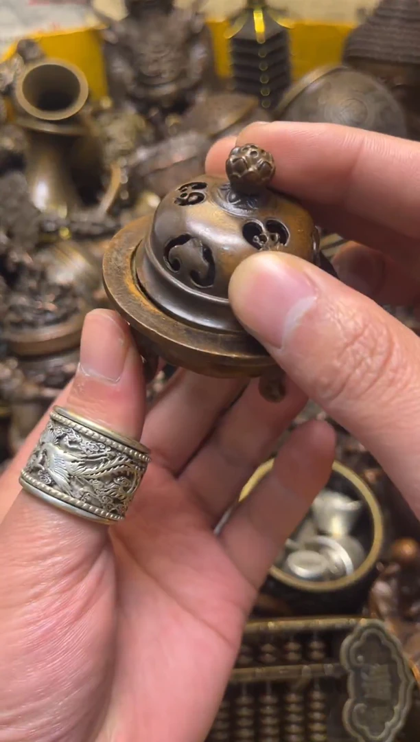 精美铜器，点击下单