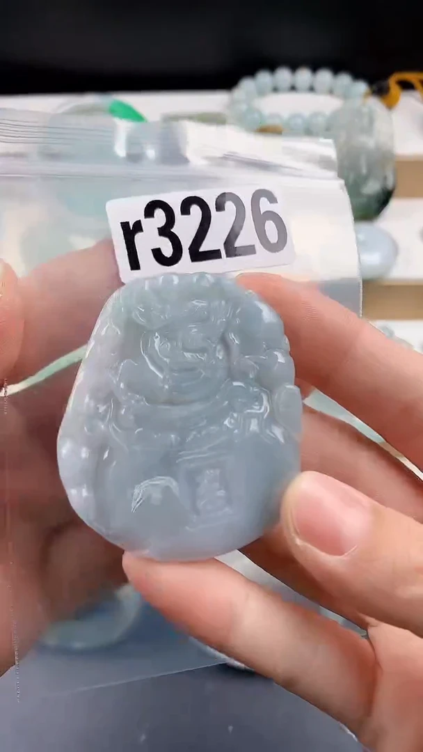 颈饰未镶嵌翡翠颈饰未镶嵌缅甸天然翡翠吊坠