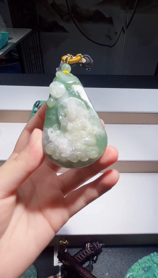 未镶嵌定制翡翠挂件