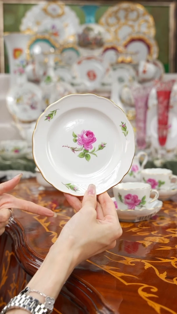 摆件米多家中古瓷器如图所示88